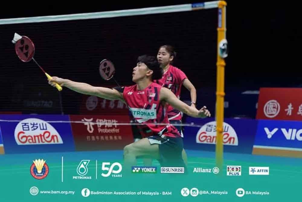 Pang Ron (kiri) dan Su Yin terlepas mata pertama buat kem badminton negara ketika berdepan Hong Kong di China. - Foto: FB BAM.