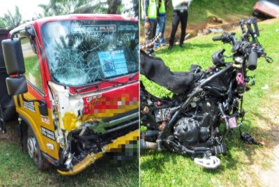 Keadaan lori yang remuk di bahagian hadapan (kiri), Keadaan motosikal berkuasa tinggi yang ditunggangi mangsa remuk akibat kemalangan dengan lori di KM 17 Jalan Bera Mayam pada Selasa. - Foto: PDRM
