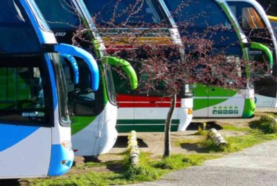 Sebarang peningkatan harga tiket atau tambang bas ekspres pada musim perayaan Aidilfitri kali ini akan dipantau. Gambar hiasan