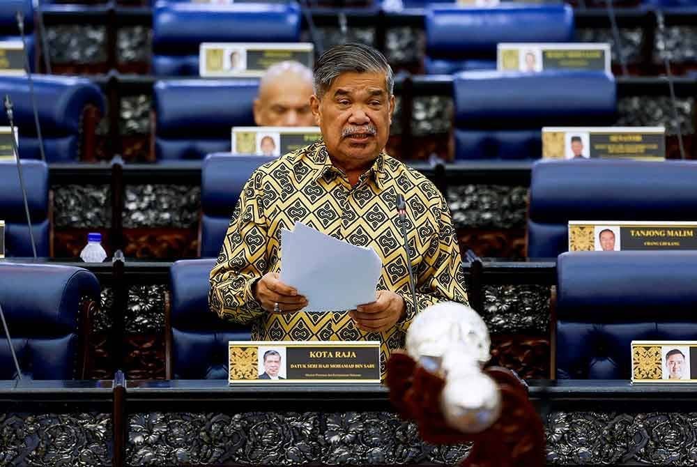 Menteri Pertanian dan Keterjaminan Makanan, Datuk Seri Mohamad Sabu ketika menghadiri Mesyuarat Pertama Penggal Keempat Parlimen ke-15 di Dewan Rakyat pada Khamis.
