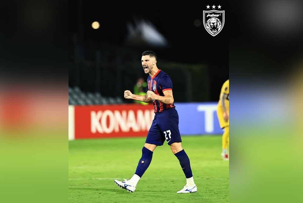 Gonzalez meledak gol pertama JDT ketika menentang Central Coast Mariners di Gosford, Australia, pada Selasa. Foto: Johor Southern Tigers