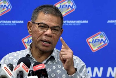 Saifuddin Nasution ketika sidang media pada Majlis Penyampaian Anugerah Inovasi Pendaftaran Negara (AIPN) 2024 di Dewan Balora Perdana, Jabatan Pendaftaran Negara hari ini. Foto Bernama