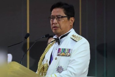 Azam Baki ketika berucap pada Majlis Makan Malam Beristiadat Suruhanjaya Pencegahan Rasuah Malaysia (SPRM) 2025 di World Trade Centre Kuala Lumpur malam ini. Foto Bernama