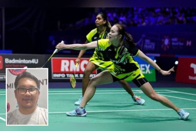 ABM akan membentuk beregu wanita baharu bagi merapatkan jurang ranking dunia selepas pasangan terbaik negara, Pearly Tan-M Thinaah. Gambar kecil: Rosman