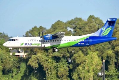 Kerajaan Sarawak secara rasmi mengambil alih MASwings Sdn Bhd daripada MAG dan menjenamakan semula sebagai AirBorneo. Gambar hiasan