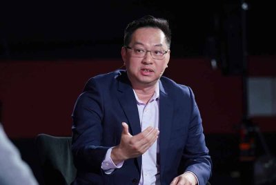 Ahli Parlimen Tebrau, Jimmy Puah Wee Tse.