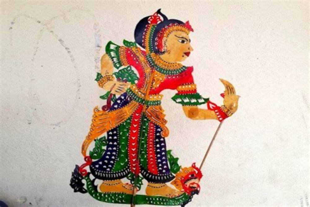 Siti Dewi antara watak dalam wayang kulit Kelantan. Foto media sosial.