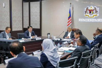 Ahmad Zahid semasa mempengerusikan Mesyuarat Sekretariat MPUPK, pada Selasa. Foto Facebook Zahid Hamidi