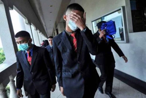 Mahkamah Persekutuan pada Selasa diberitahu bahawa sabitan serta hukuman mati terhadap enam bekas pelajar UPNM bagi kesalahan membunuh Pegawai Kadet Laut Zulfarhan Osman Zulkarnain, adalah tidak selamat dan seharusnya diketepikan.