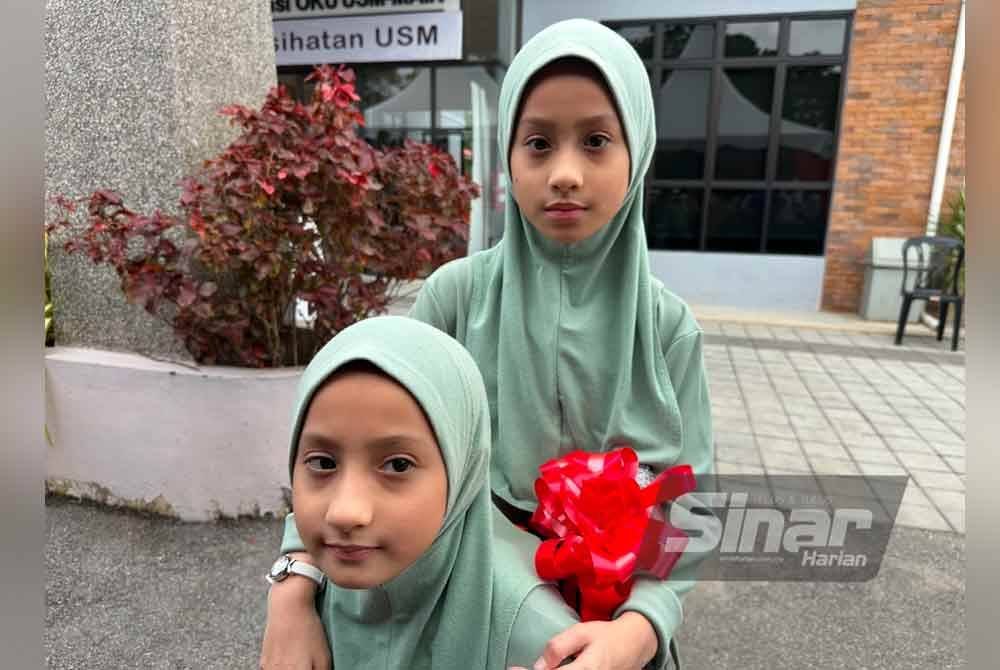 Raisha (kanan) dan Amara (kiri) yang akrab dan tidak dapat dipisahkan. FOTO SINAR HARIAN-ADILA SHARINNI WAHID