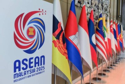 ASEAN komited untuk terus menyumbang secara konstruktif bagi memperkukuh Pertubuhan Perdagangan Dunia (WTO), termasuk menerusi penglibatan dengan negara anggota lain serta pelbagai pihak berkepentingan di platform yang ada. Gambar hiasan.
