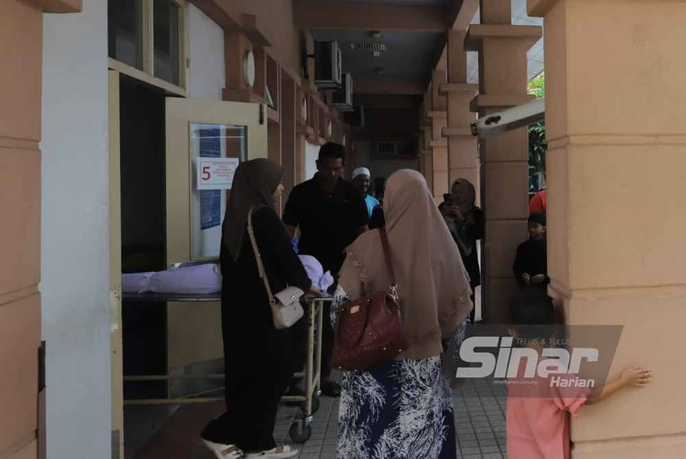 Jenazah Mohamad Fahmi (gambar kecil) akan dikebumikan di Tanah Perkuburan Islam Masjid Jamek Permatang Binjai pada petang Jumaat.