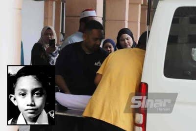 Jenazah Mohamad Fahmi dibawa ke kampung neneknya di Permatang Binjai, Penaga untuk disemadikan.