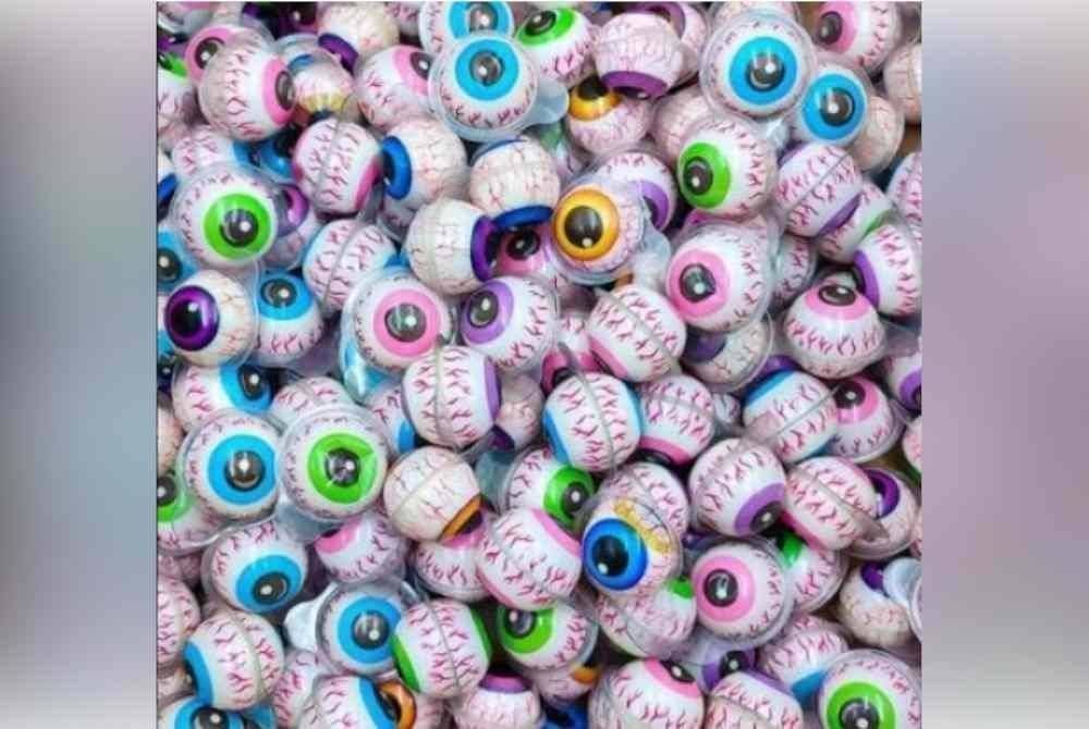 Tekstur gula-gula kenyal yang sukar larut boleh menyebabkan saluran pernafasan tersumbat jika tertelan secara tiba-tiba. Foto hiasan