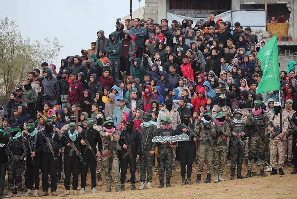 Serangan Israel meragut sekurang-kurangnya 48,300 nyawa, kebanyakannya wanita dan kanak-kanak serta memusnahkan wilayah itu. Foto AFP