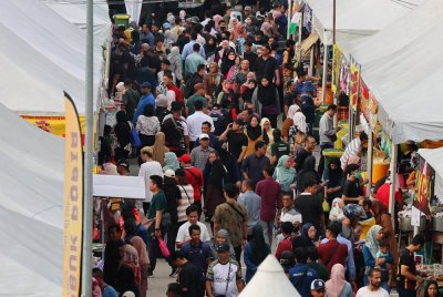 Selain kenaikan harga barangan, isu pembaziran makanan juga sering menjadi topik bualan setiap kali Ramadan. Gambar hiasan