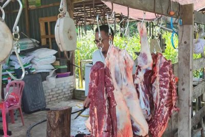 Penternak jual daging lembu serendah RM30 sekilogram sepanjang Ramadan.