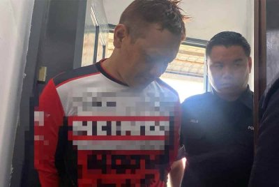 Mohd Faiz dibawa ke Mahkamah Majistret Kluang pada Selasa.