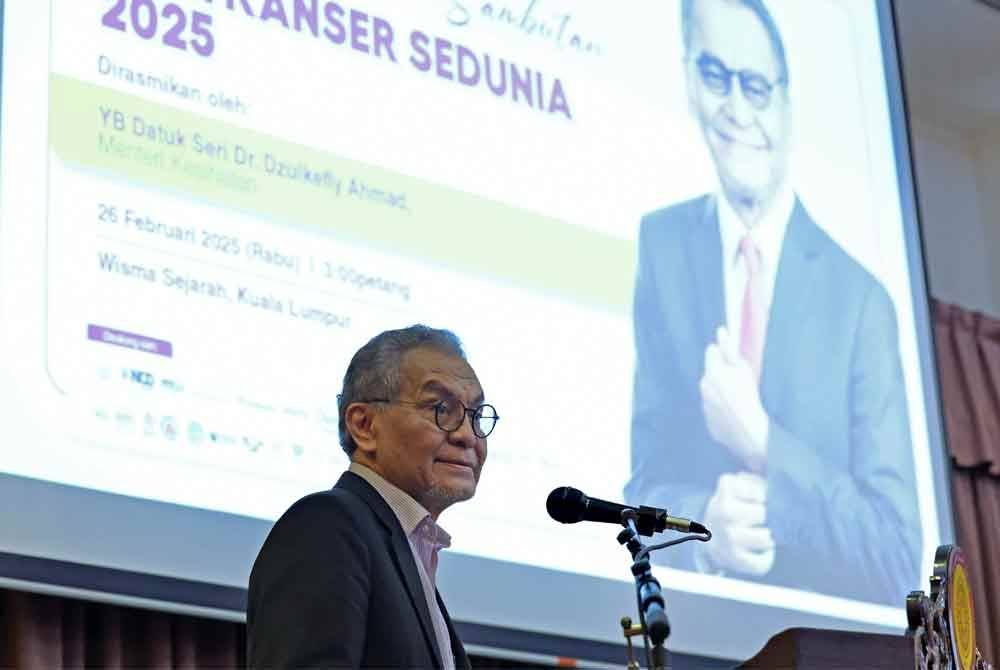 Menteri Kesihatan, Datuk Seri Dr Dzulkefly Ahmad berucap pada Majlis Perasmian Hari Kanser Sedunia 2025 di Menara Sejarah pada Rabu. Foto Bernama