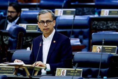 Fahmi ketika membentang Rang Undang-Undang Bernama (Pindaan) 2024 pada Mesyuarat Pertama Penggal Keempat Parlimen ke-15 di Dewan Rakyat pada Rabu. Foto Bernama