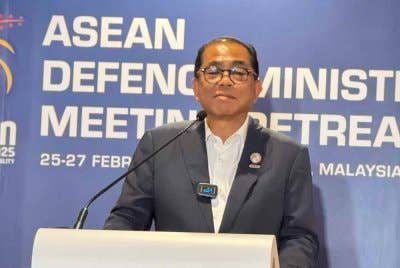 Mohamed Khaled mengadakan sidang akhbar selepas mempengerusikan ADMM Retreat pada Rabu.