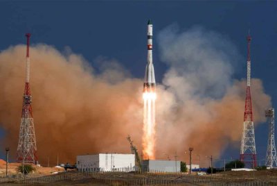 Bahagian tidak mudah terbakar kapal angkasa kargo Progress MS-28 milik Rusia yang dipisahkan dari Stesen Angkasa Antarabangsa (ISS) telah jatuh ke Lautan Pasifik.