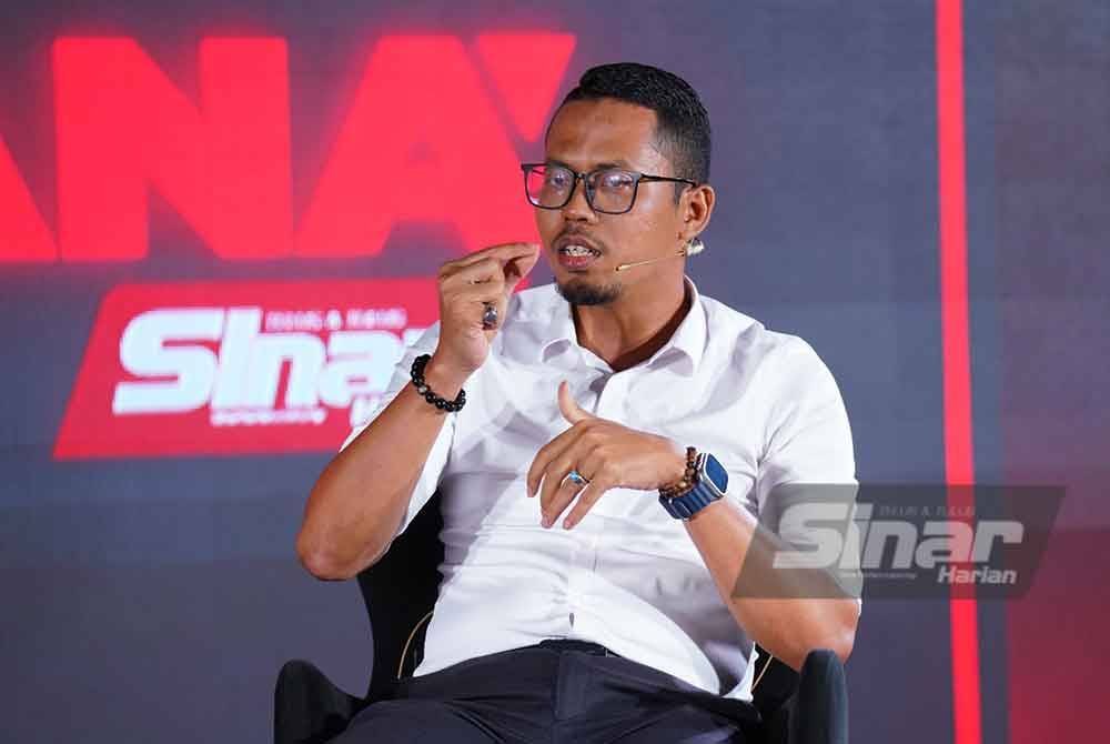 Muhammad Izuan dalam program Wacana Sinar bertajuk 'Benarkah Akta PSB hendak pinggirkan rakyat' yang disiarkan secara langsung di semua platform digital Sinar Harian pada Rabu.