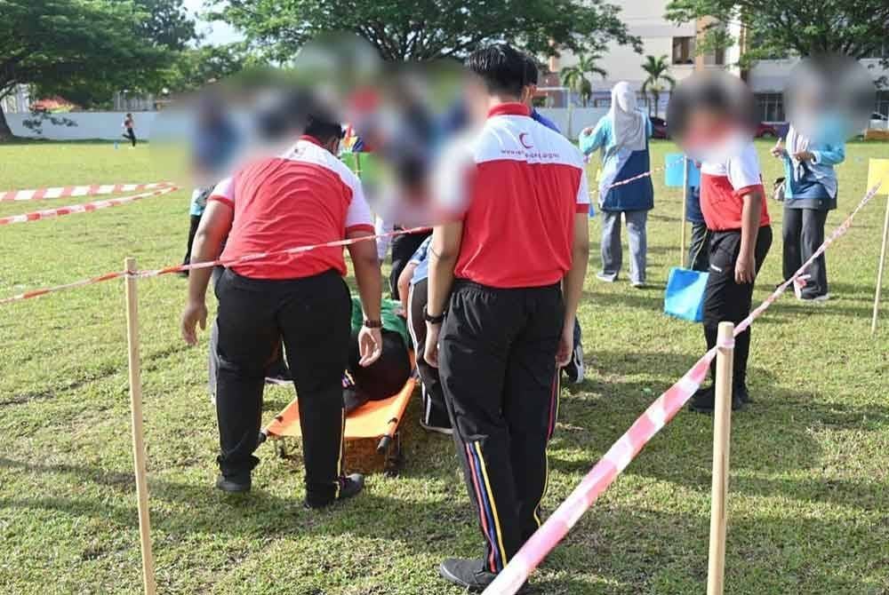 Seorang pelajar dilaporkan meninggal dunia selepas menyertai acara merentas desa di sekolah.
