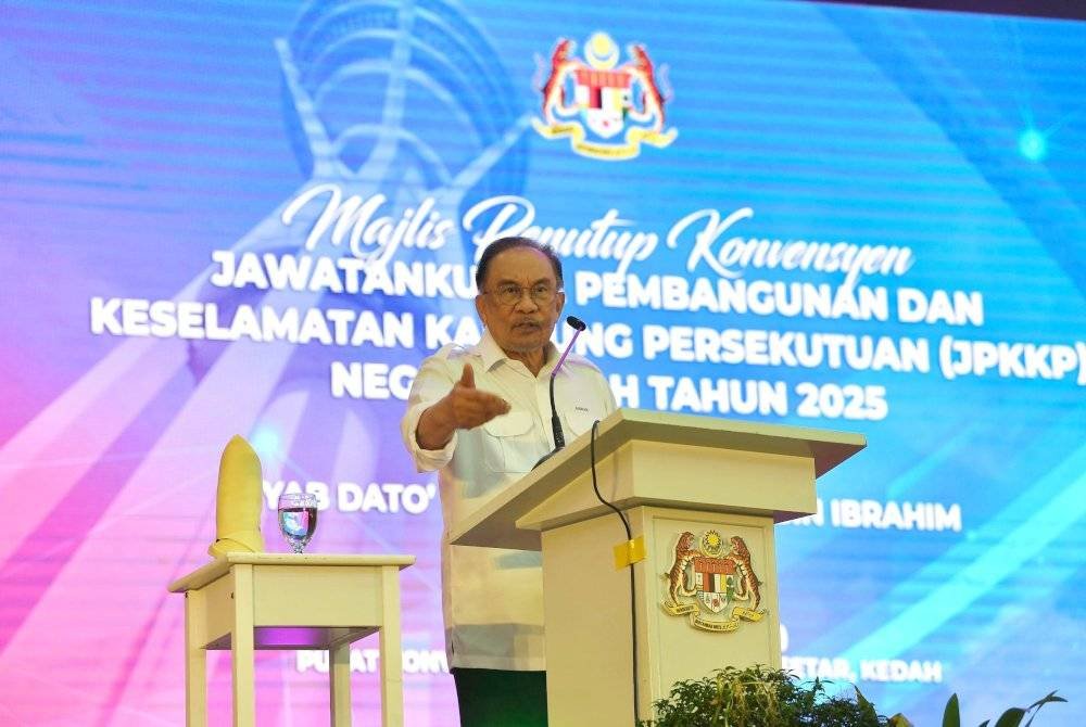 Anwar ketika berucap pada Konvensyen Jawatankuasa Pembangunan dan Keselamatan Kampung Persekutuan (JPKKP) Negeri Kedah 2025 pada Khamis.