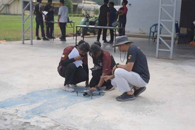 Malaysian Indian Skills Initiative (MISI) terus memperkasa bakat komuniti India tempatan menerusi Program Kecekapan Penyelenggaraan dan Pembaikan Dron.