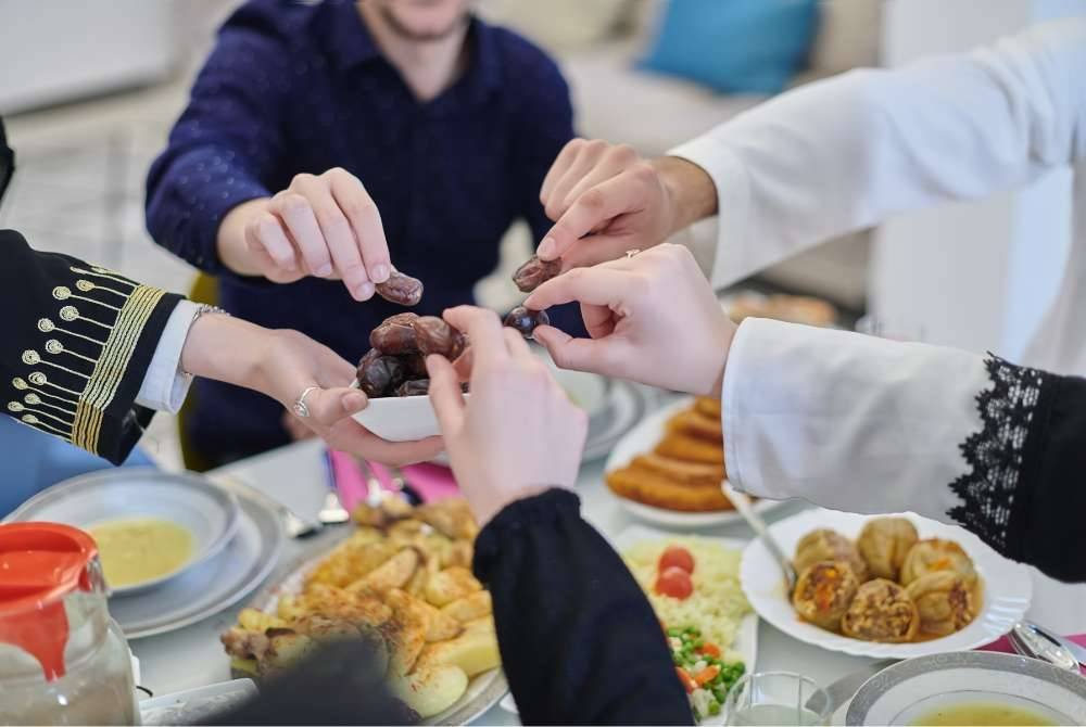 PUASA pada bulan Ramadan yang kita laksanakan saban tahun itu matlamatnya adalah untuk menyemai takwa dalam diri umat Islam. -Foto: CANVA