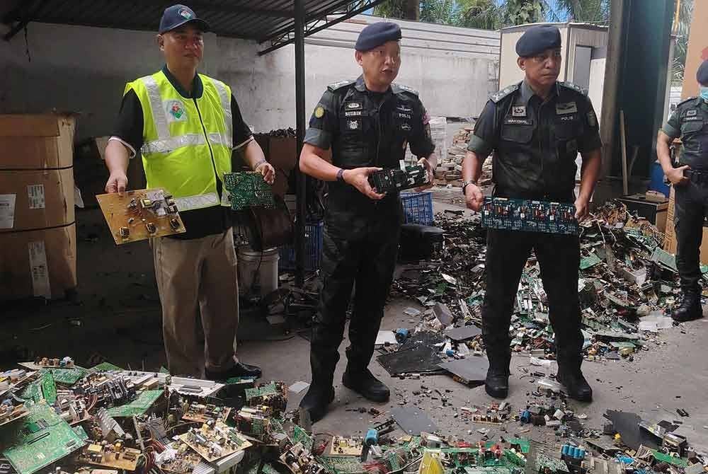 Polis menerusi Op Hazard menggempur kilang e-waste di seluruh negara pada 15 Februari lalu.