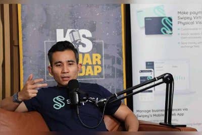 Shahril Hamdan dalam Podcast Keluar Sekejap.