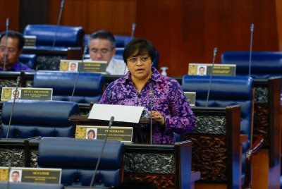 Azalina di Dewan Rakyat pada Selasa. Foto Bernama