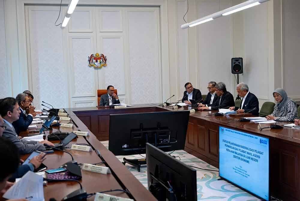 Anwar mempengerusikan Mesyuarat Majlis Tindakan Malaysia Madani (MTMM) yang pertama bagi tahun 2025 pada Rabu. Foto FB Anwar Ibrahim