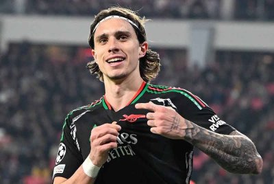 Calafiori meledak gol ketujuh Arsenal di Stadium Philips. Foto: Agensi