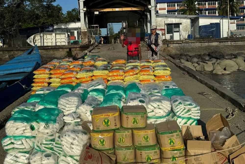 Antara barang bersubsidi yang dirampas dipercayai cuba diseludup ke negara jiran.