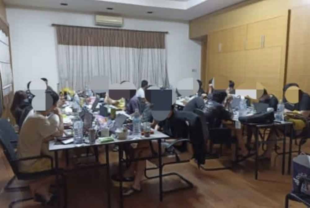 PDRM menahan pekerja dipercayai ahli sindiket penipuan tawaran kerja. Foto fail