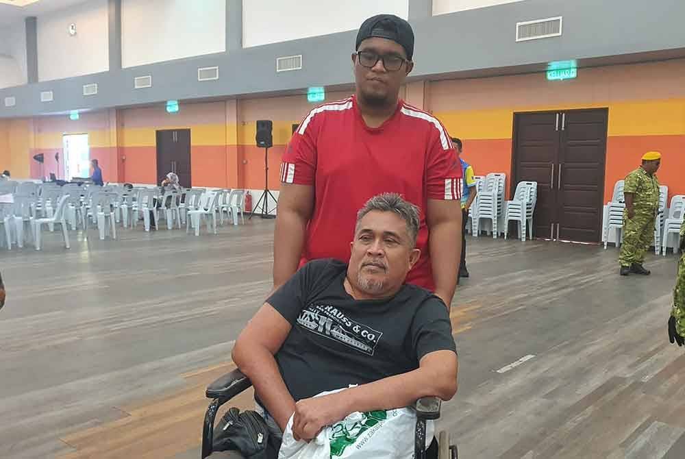 Roslan pertama kali menerima bantuan Zakat MAINPP.