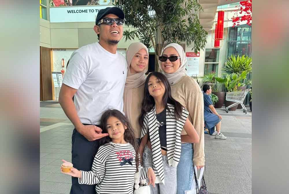 Zira menyifatkan dia dan anak-anak adalah peminat setia Nabil.