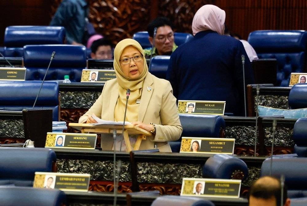 Dr Zaliha ketika Mesyuarat Pertama Penggal Keempat Parlimen ke-15 di Dewan Rakyat pada Khamis. Foto Bernama