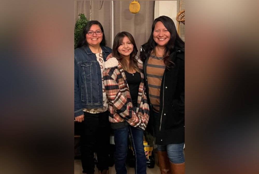 Emily (tengah) digambarkan sebagai seorang yang baik hati. Foto Agensi