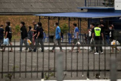 Seramai 260 warga asing, termasuk 15 rakyat Malaysia, diselamatkan daripada sindiket pusat panggilan di Myawaddy, Myanmar, bulan lalu. Foto Bernama