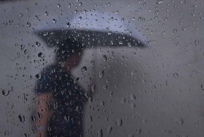 MetMalaysia mengeluarkan amaran hujan berterusan di Pantai Timur Semenanjung terutama di Kelantan dan Terengganu sehingga 12 Mac ini.