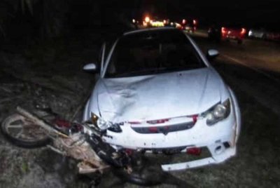 Keadaan kenderaan terbabit dalam kejadian tersebut di KM5 Jalan Bera-Mayam pada Ahad. Foto ihsan PDRM