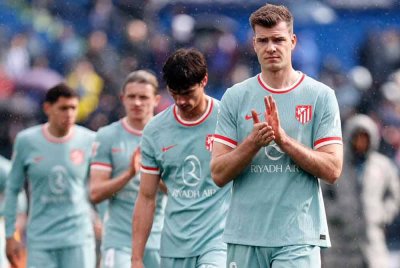 Atletico terlepas peluang memberi tekanan kepada pendahulu La Liga, Barcelona apabila tewas mengejut kepada Getafe.