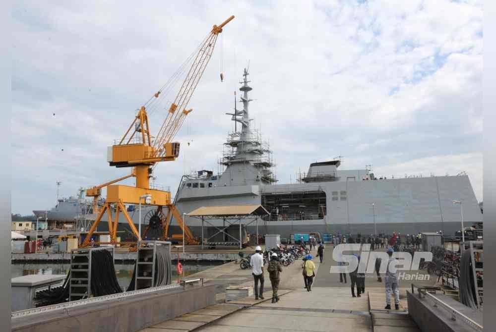 Kapal LCS pertama akan diserahkan kepada TLDM pada Ogos tahun depan.