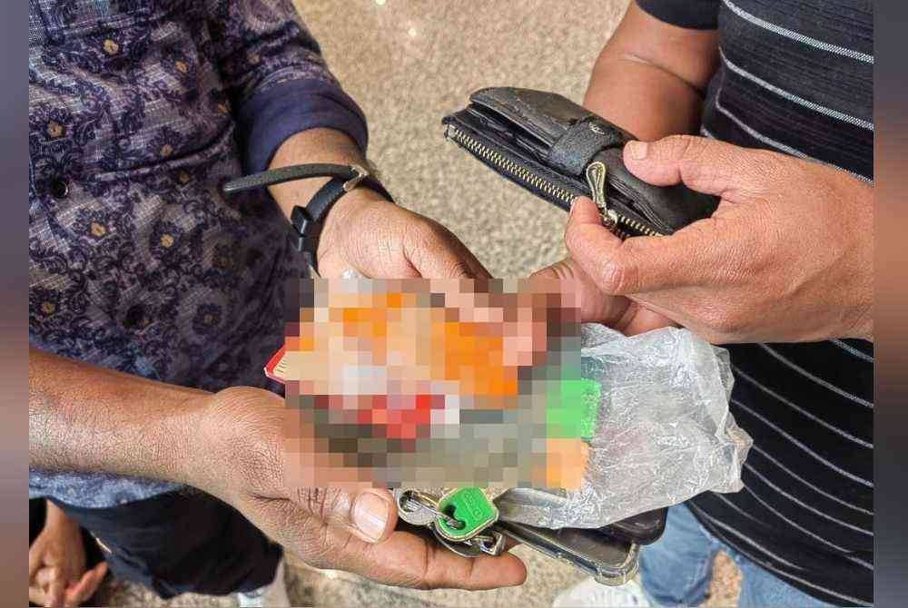 Antara kad sim yang dirampas