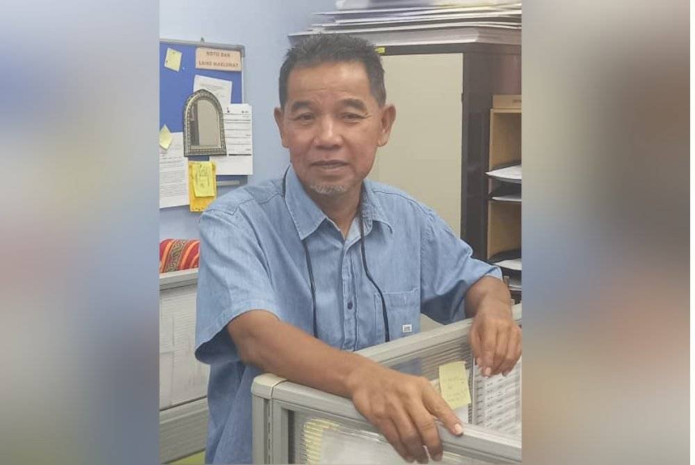 Ahmad Shapawi pada Sabtu secara rasmi dilantik untuk menerajui YAKEB.