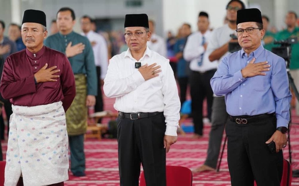 Mohd Na'im (tengah) hadir merasmikan Program ERAT Ramadan 2025 di Masjid Tuanku Mizan Zainal Abidin Putrajaya.